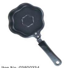 Flower egg frying pan