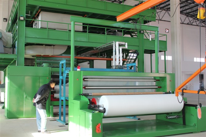 nonwoven machine