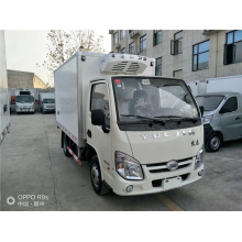 Single-row cab YUEJIN 95Hp small 4x2 refrigerated truck