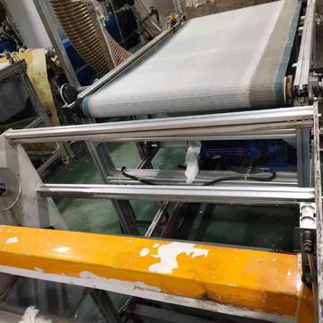 Melt blown non-woven fabric machine