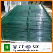 1.73M folded wire mesh fence