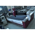 High pressure waterjet cutting machine with metal cutter