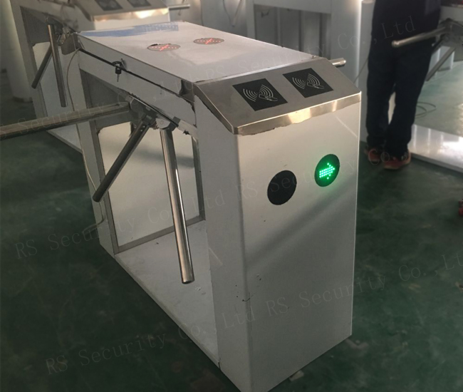 Bidirectional Tripod Turnstile