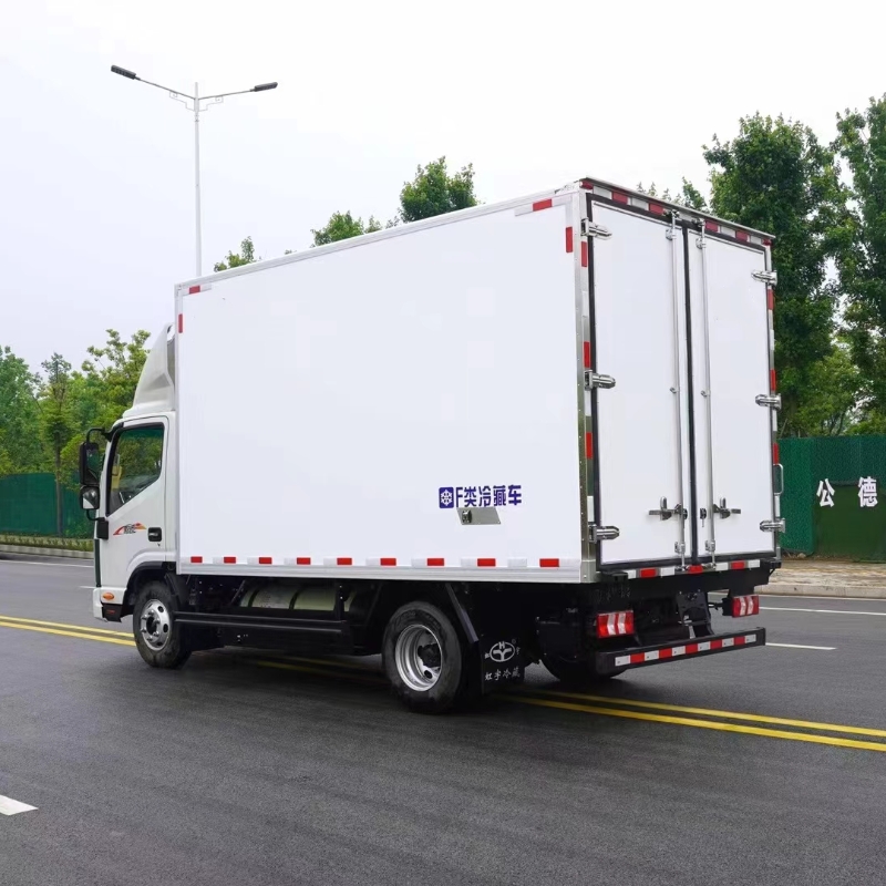 4-ton refrigerated truck 4-ton refrigerated truck