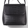 Vintage crocodile skin pattern shoulder bag