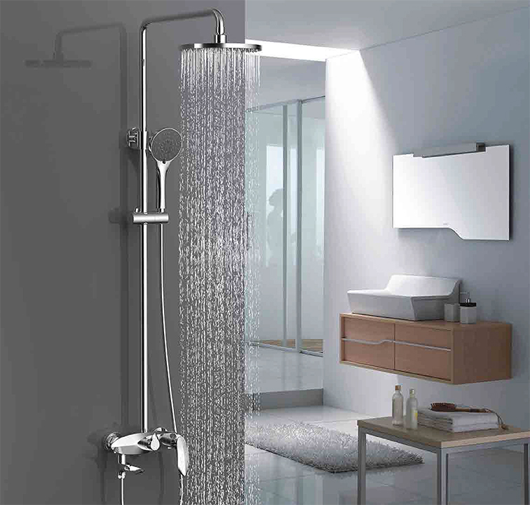 bathtub and shower faucet