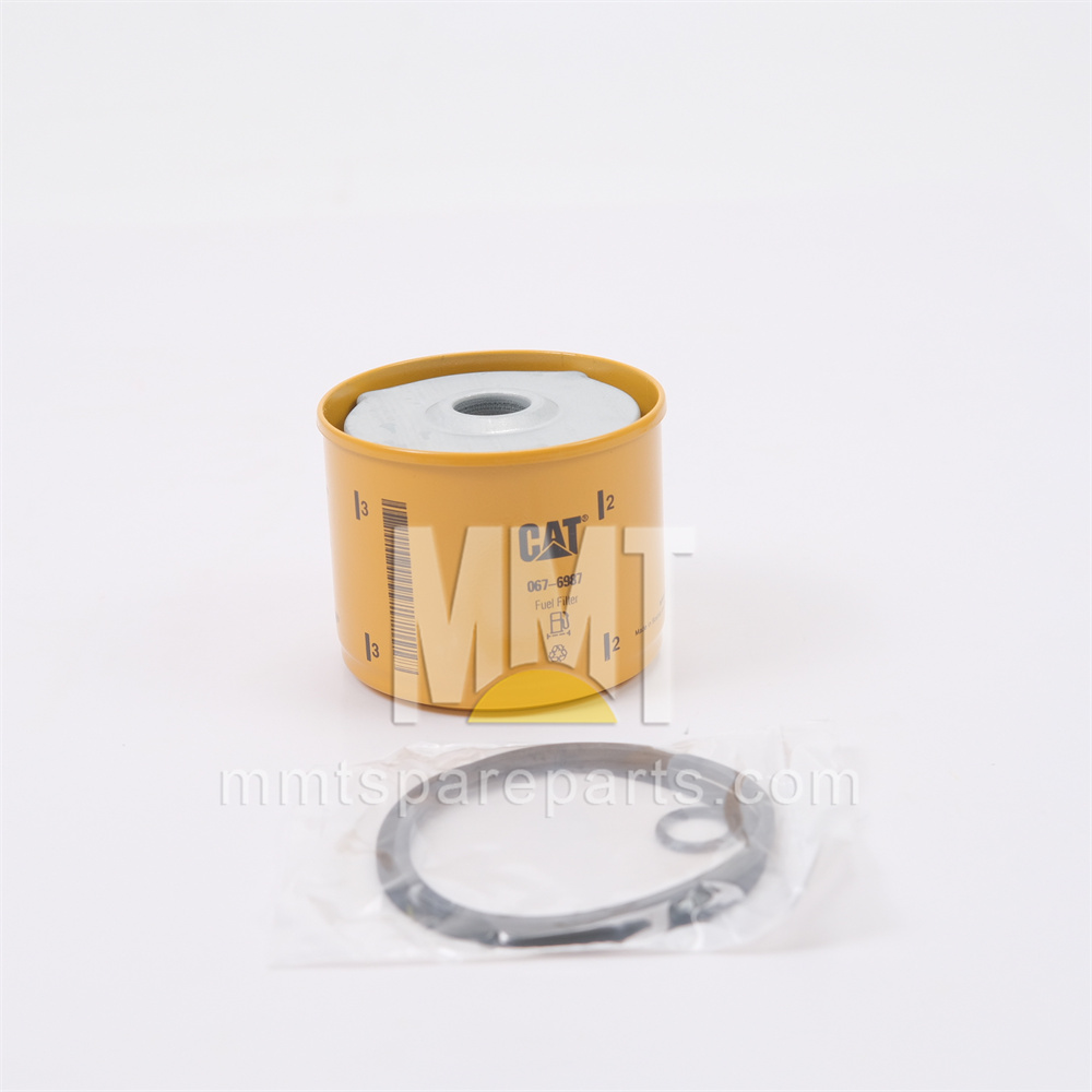 Fuel filter 0676987 Fuel filter 0676987