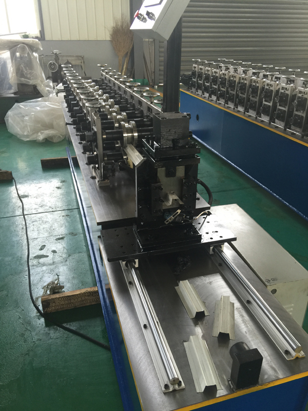 Omega(C Profile) Light Keel Roll Forming Machine