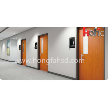 Automatic sliding hermetic X-Ray door