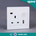 3 * 3 Größe BS Standard USB Switched Socket