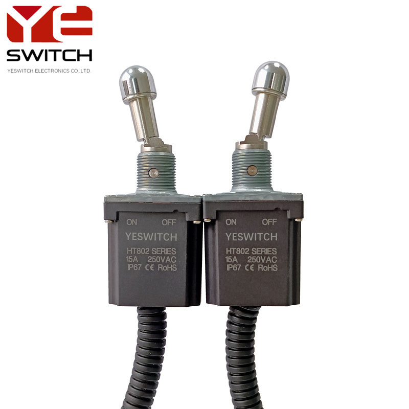 Locking Toggle Switch (4) Locking Toggle Switch (4)
