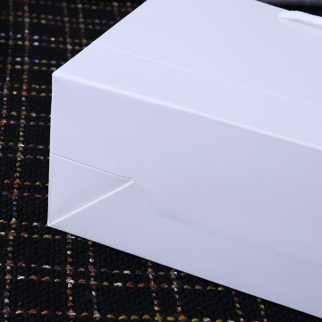 high quality cheaper gift ivory board paper bag