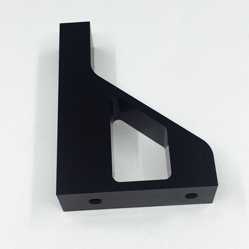 Bearbeitung von schwarz eloxiertem Aluminium Front Support