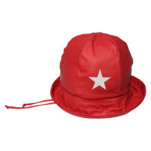 Sombrero de lluvia de estrellas sólido rojo PU con correa para niños