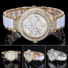 New Style Quartz Alloy Watch with Zircons for Ladies Bg340