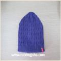 Unisex Grey Knit Pattern Cable Beanie