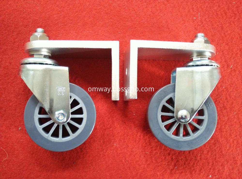 wheels for surface cleaner