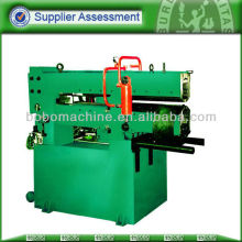 Hydraulic wheel trimming machine