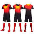 Rote Spitzenfußballuniform für Matchtrainingssatz