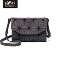 Moda elegante barato crossbody geométrico dobrável bolsa de mensageiro bolsa com pulseira pu