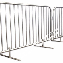 Crowd Control Barrier aus feuerverzinktem Metall