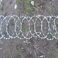 Flat Wrap Razor Wire Fence Topping System