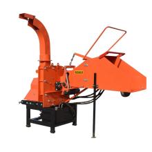 Tractor PTO mounted hydraulic feeding wood chipper