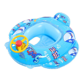 Adorável infantil infantil natação de natação infantil de natação