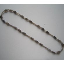 Collier en pierres précieuses à nouveau style, Collier en gros