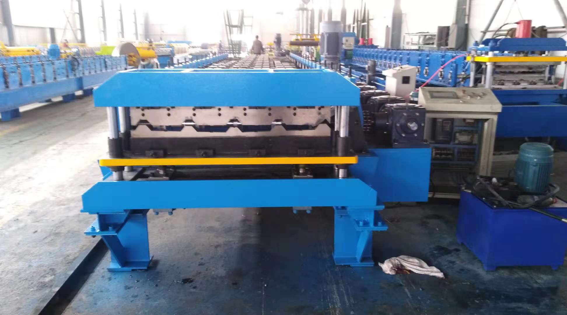 roll forming machine 