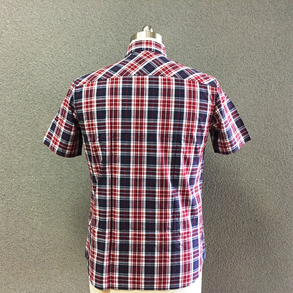 Men's cotton plaid yarn dyed short sleeves shirt