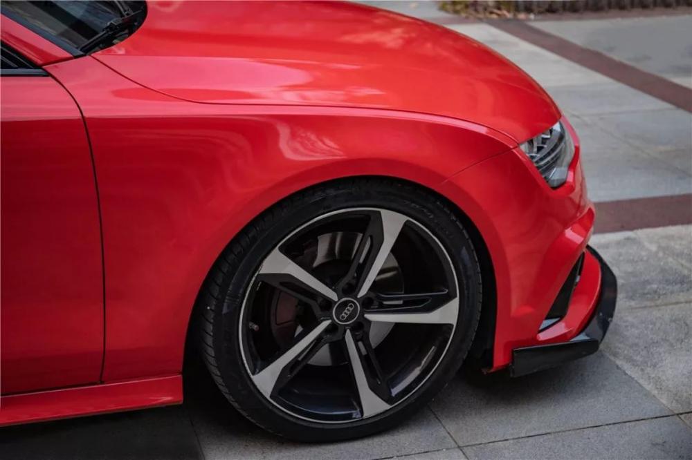 Ferrari red (5) Ferrari red (5)