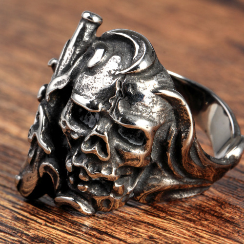 young people skull ring