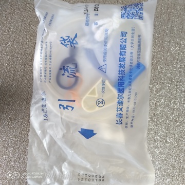 Conexão do tubo da bolsa de urina sem vazamento