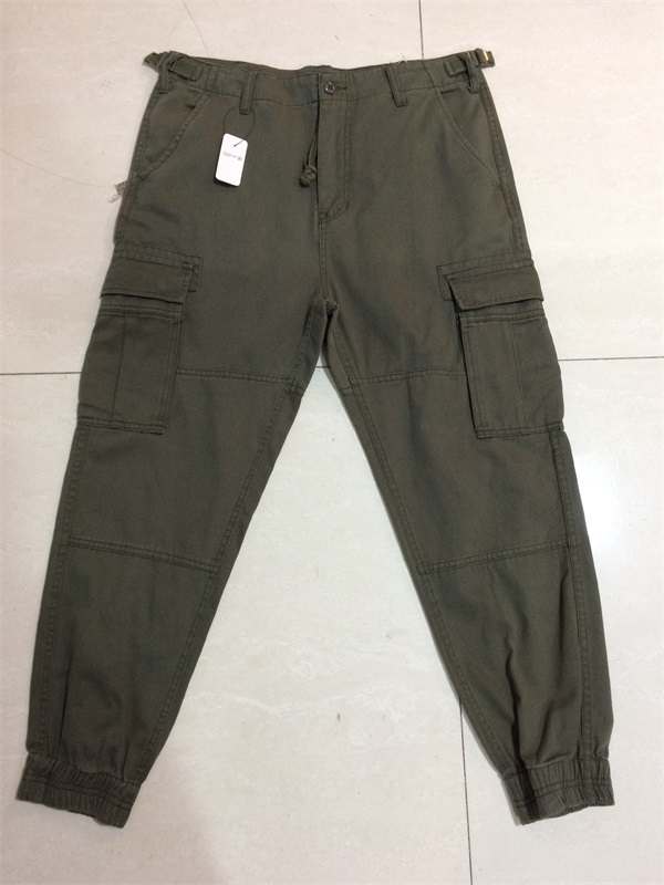 Large Pockets Elastic Man Pants 