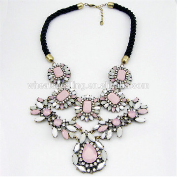 Bijoux européens en cristal rose sakura diffuseur multicolore collier en cristal