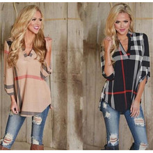 Hot Selling Women′s V-Neck Checked Shirt (80004)