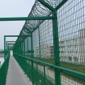 Welded construction hot galvanized wire mesh fence