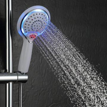 Ensemble de cascade de douche à LED