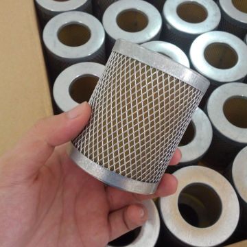 Cheap Oil Filter Element of Diesel Engine Parts