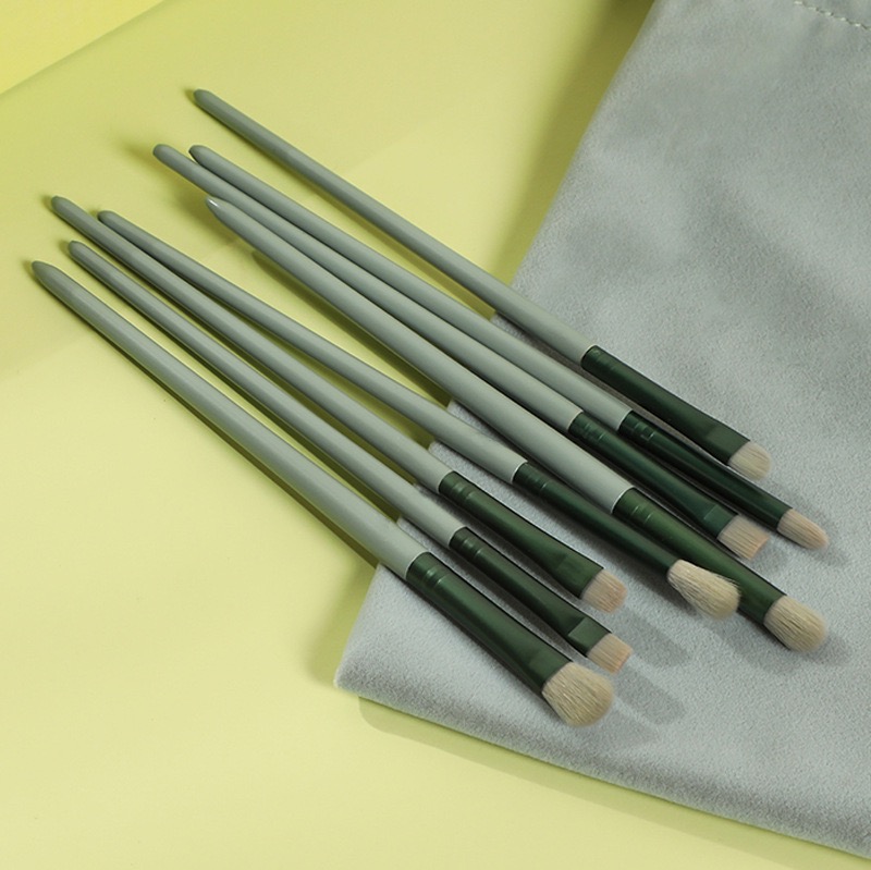 13 Pcs Makeup Brush 4