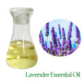 Aceite esencial puro natural de lavanda. Aceite esencial.