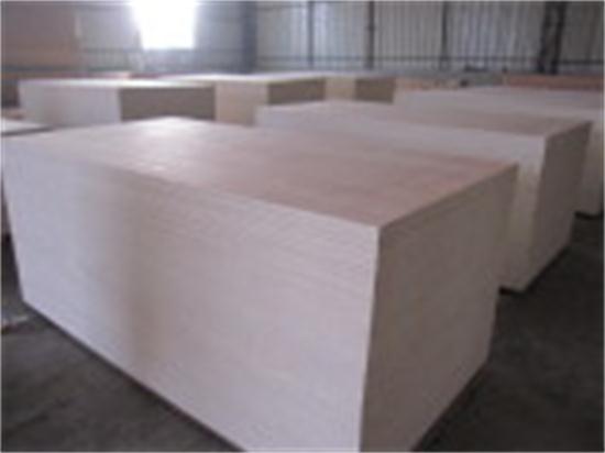 Furniture-Grade-Well-Sanded-Quality-of-Plywood