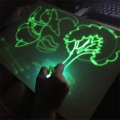 Conjunto de tablero de dibujo fluorescente 3D