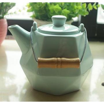 600ml Classical Ceramic Tea Pot Prime Quality