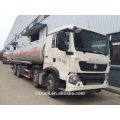 sinotruk fuel tank truck 8x4 drive 30-35M3