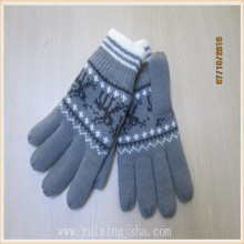 woman deer patttern acrylic knitted gloves