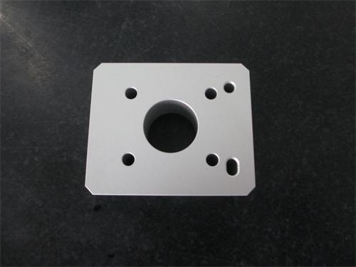 Custom CNC Machined Aluminum Parts with White Anodize1