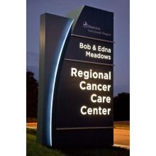 Outdoor Hotel Hospital Car Park Commercial Directory Advertising Display Digital Illuminated Freestanding Signage Totem