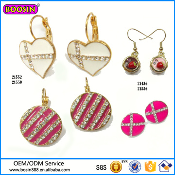 Guangzhou Boosin Zinc Allia Bijoux, Cross Rhinestone Enamel Earge # 21552